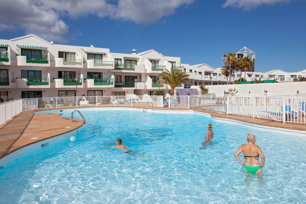 Luxury Beach Front Apartmentos Tahiche Costa Teguise Exterior foto